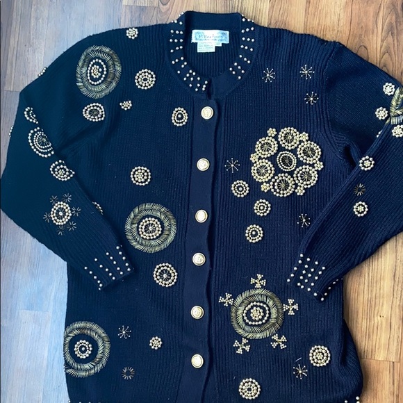 🔥🌻VI VIEN FOREST SWEATER🌹🌹 - Picture 2 of 8